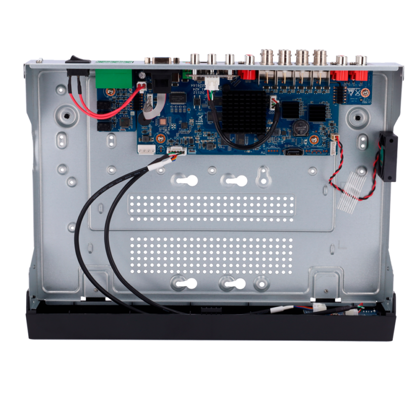 detalle4 Videograbador 5n1 X-Security - 8 CH HDTVI/HDCVI/AHD/CVBS (4K) + 8 IP (8Mpx) - Alarmas | Audio sobre coaxial - Resolución 4K (7FPS) - 2 CH Reconocimiento facial - 8 CH Reconocimiento de humanos y vehículos